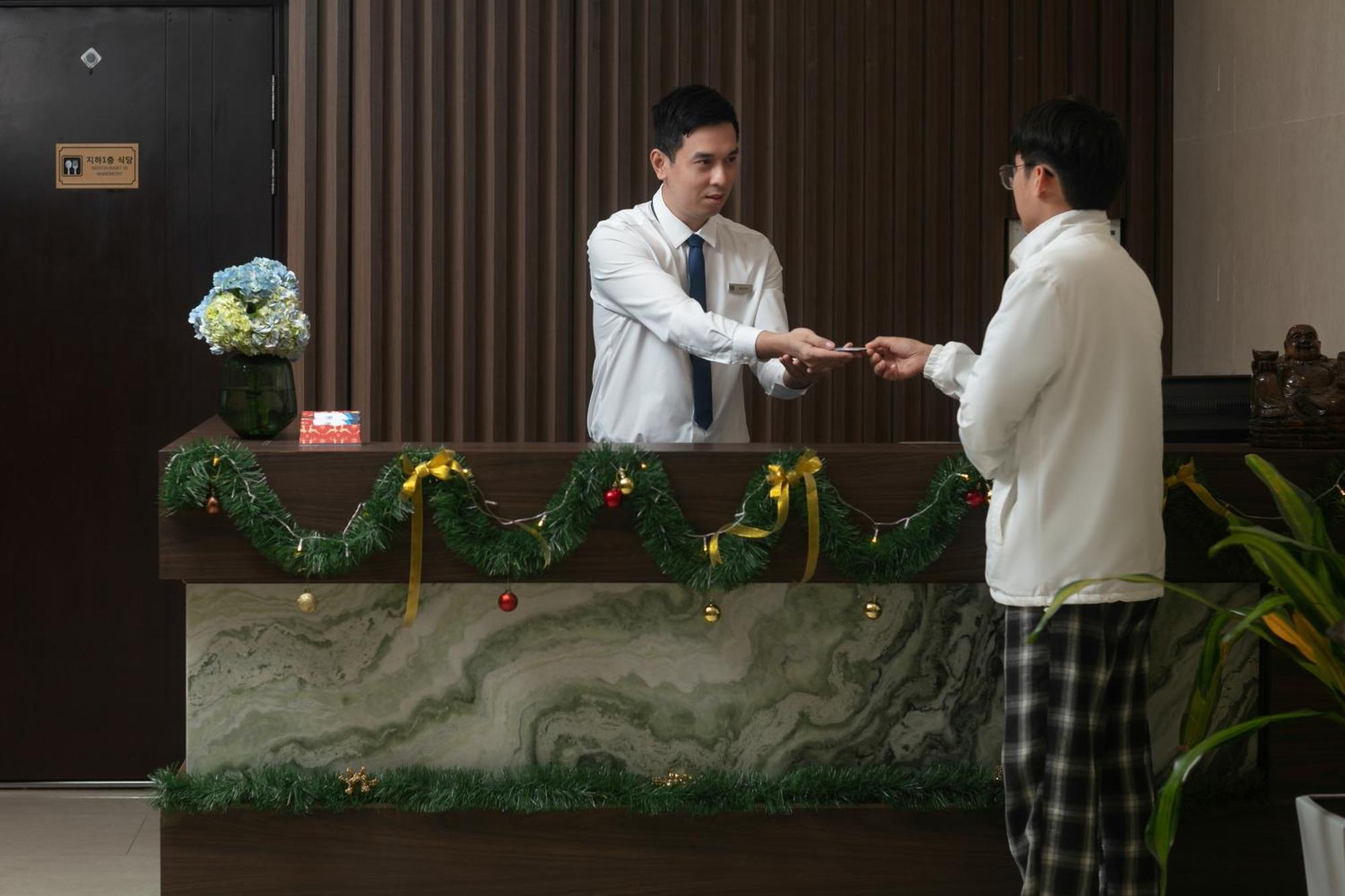 Brilliant Me Tri Hotel & Spa Hanoi Eksteriør billede