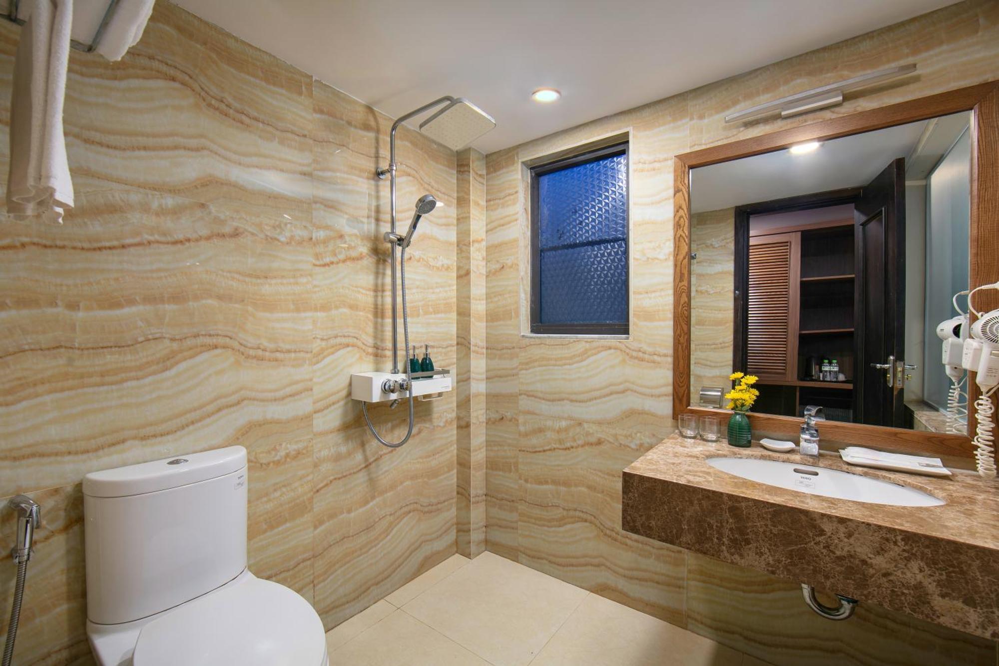 Brilliant Me Tri Hotel & Spa Hanoi Eksteriør billede
